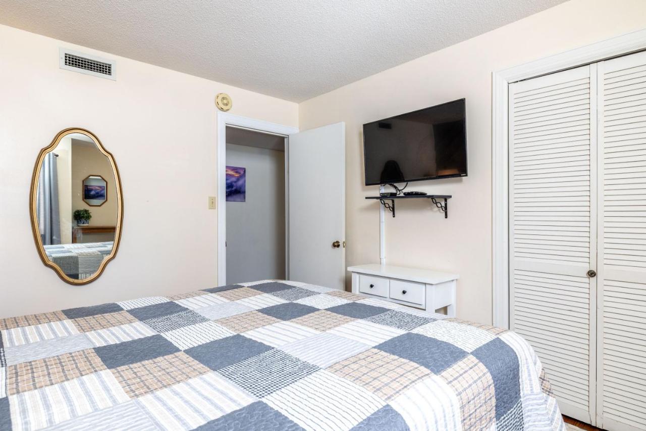 Wow Views!!-Mountain Escape-Outdoor Pool-Close To Downtown-Wifi-Cable-Private Balcony Gatlinburg Buitenkant foto