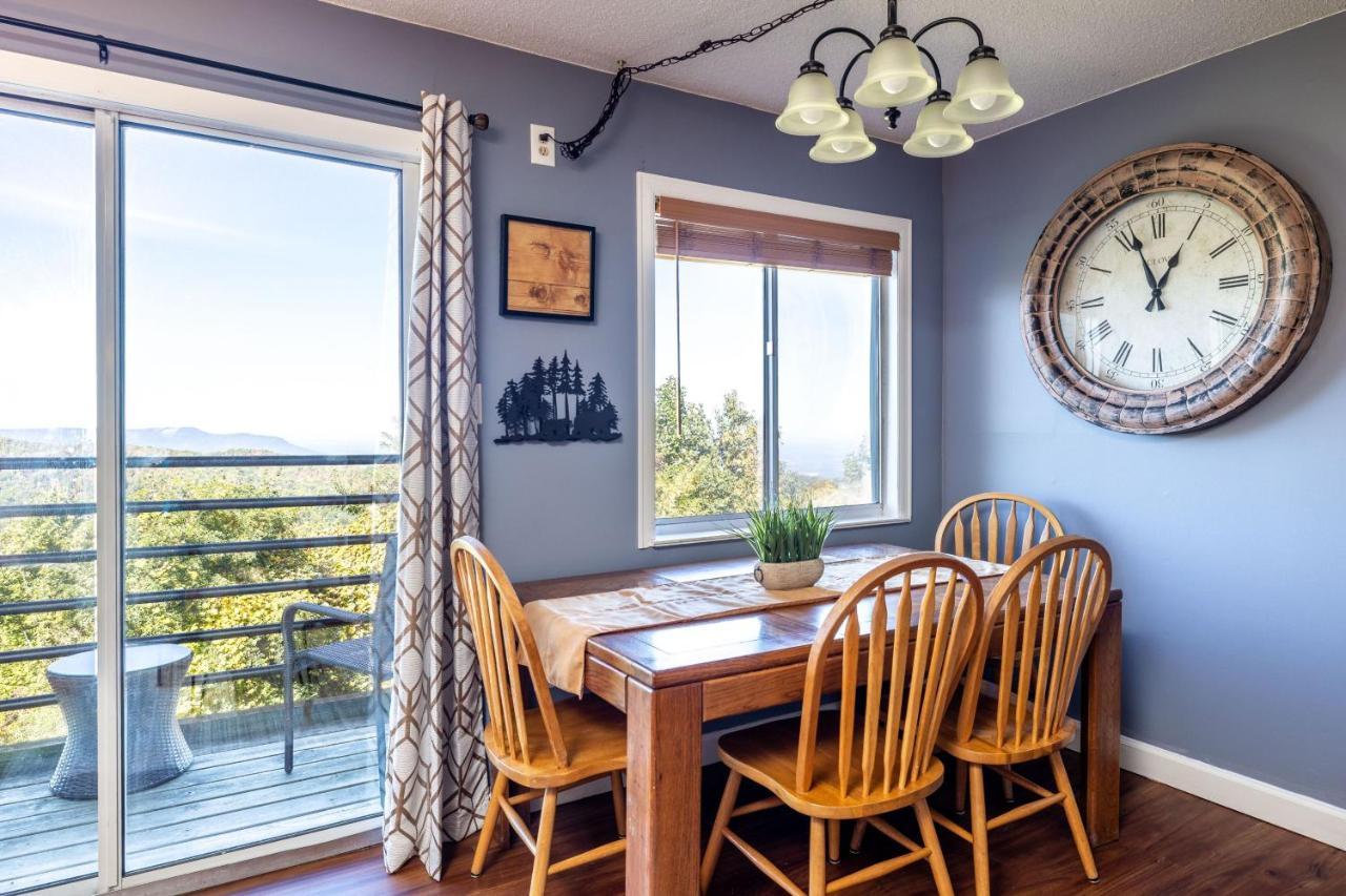 Wow Views!!-Mountain Escape-Outdoor Pool-Close To Downtown-Wifi-Cable-Private Balcony Gatlinburg Buitenkant foto